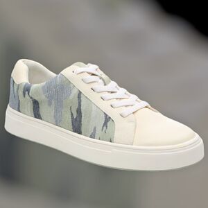 SANCTUARY Daytripper Camo Print Lace-Up Sneakers